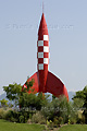 Fusée de Tintin sur un rond-point de la route D538 - FRANCE
