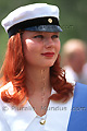 Femme scandinave aux cheveux roux coiffe d'une casquette - FINLANDE