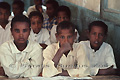 Groupe de garçons nubiens à l'école - EGYPTE