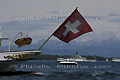 Poupe sculptée et drapeau suisse du bateau à vapeur La Suisse, construit en 1910 - SUISSE